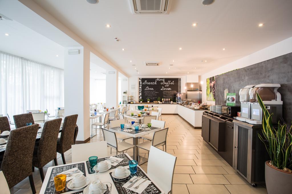 Hotel Color Mokambo Shore Family Cesenatico