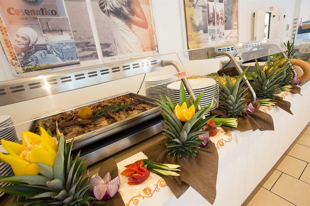 Hotel Color Mokambo Shore Family Cesenatico
